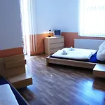 ホステル My Bed