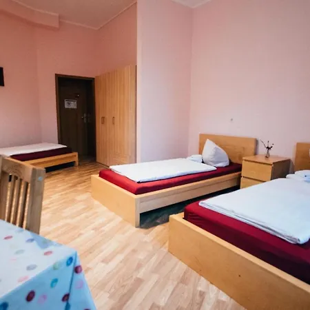 My Bed Hostel *